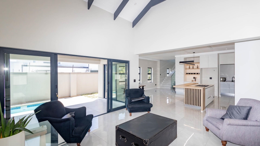 3 Bedroom Property for Sale in Sandown Western Cape